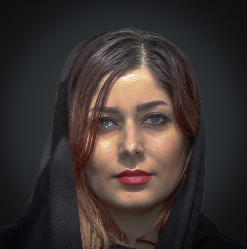 مهناز محمدی سئو کار و طراح سایت